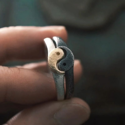 Duality Yin-Yang Ring Set