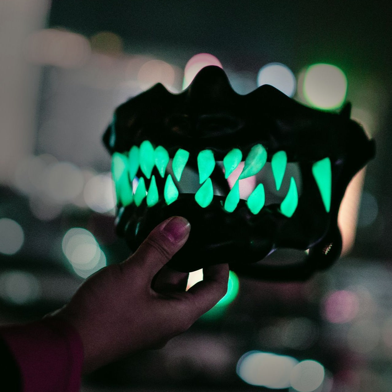 Cyberpunk Oni Glow Mask