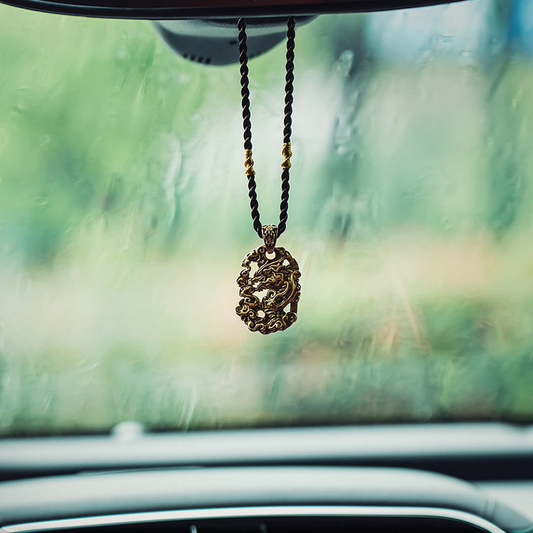 Starving Skeleton™ Raging Dragon Pendant