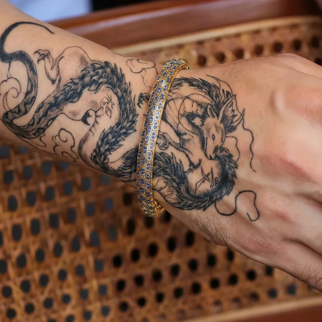 Hebi Scale Gold Bracelet